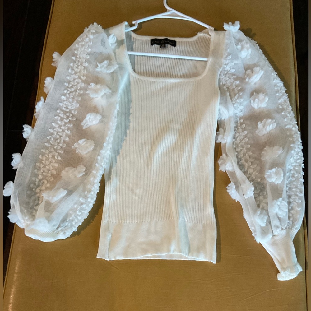 White long sleeve tops